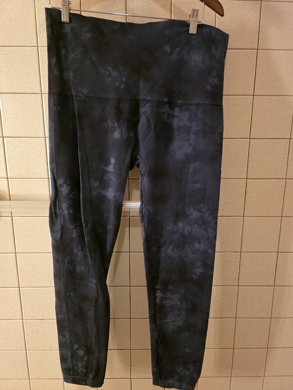 SPANX Tie-Dye High-Waist Leggings - Denim Color